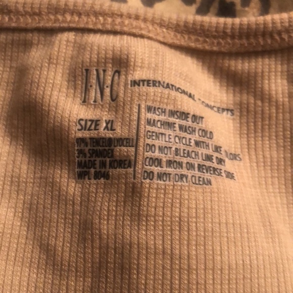 INC International Concepts size XL Tan ribbed scoop neck tank top - Picture 2 of 6